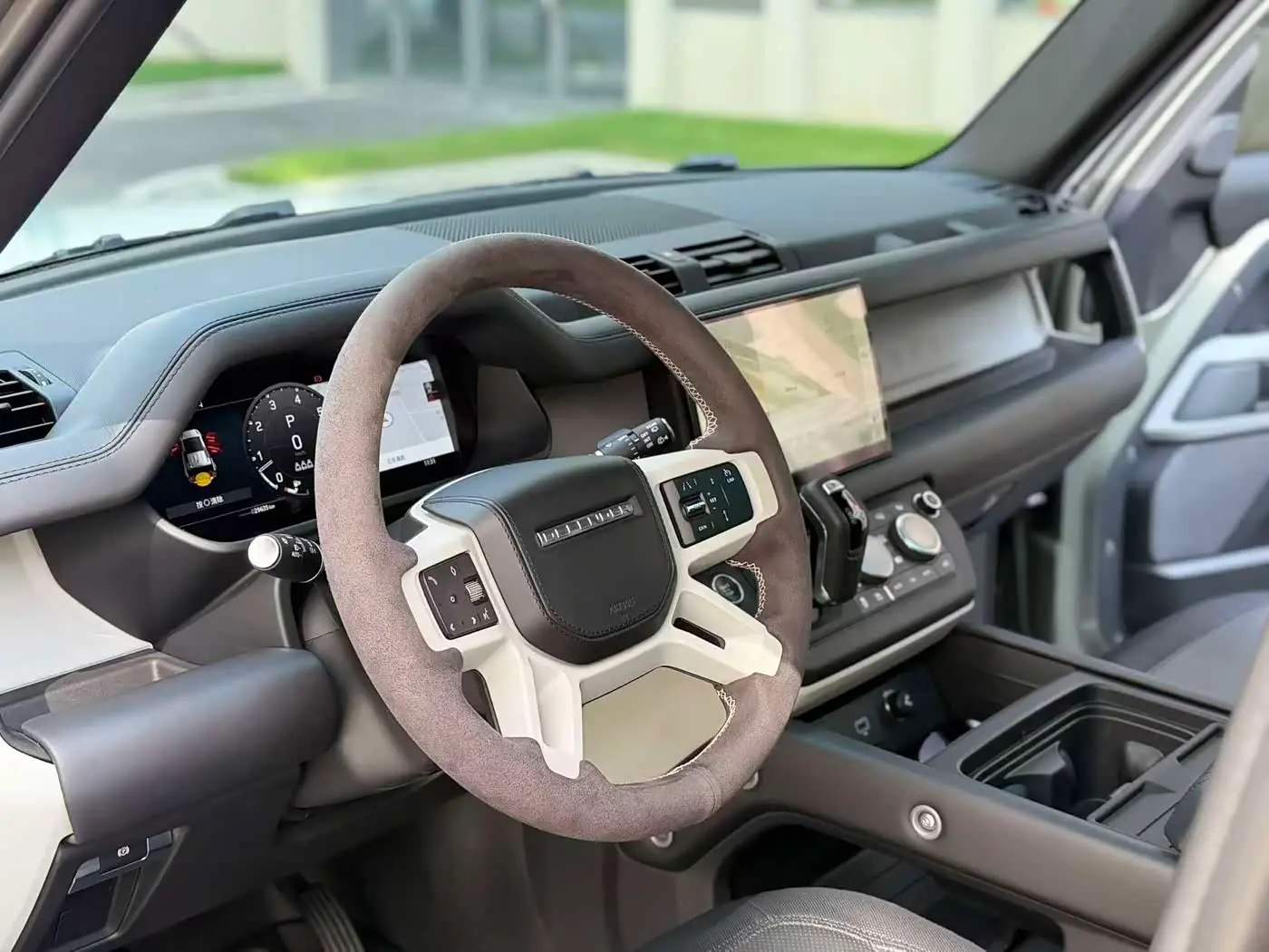 Land Rover Defender 2023 — Şəkil 11/15