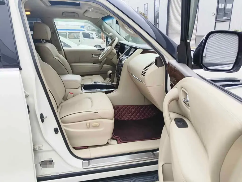 Nissan Patrol 2015 — Фото 13/13