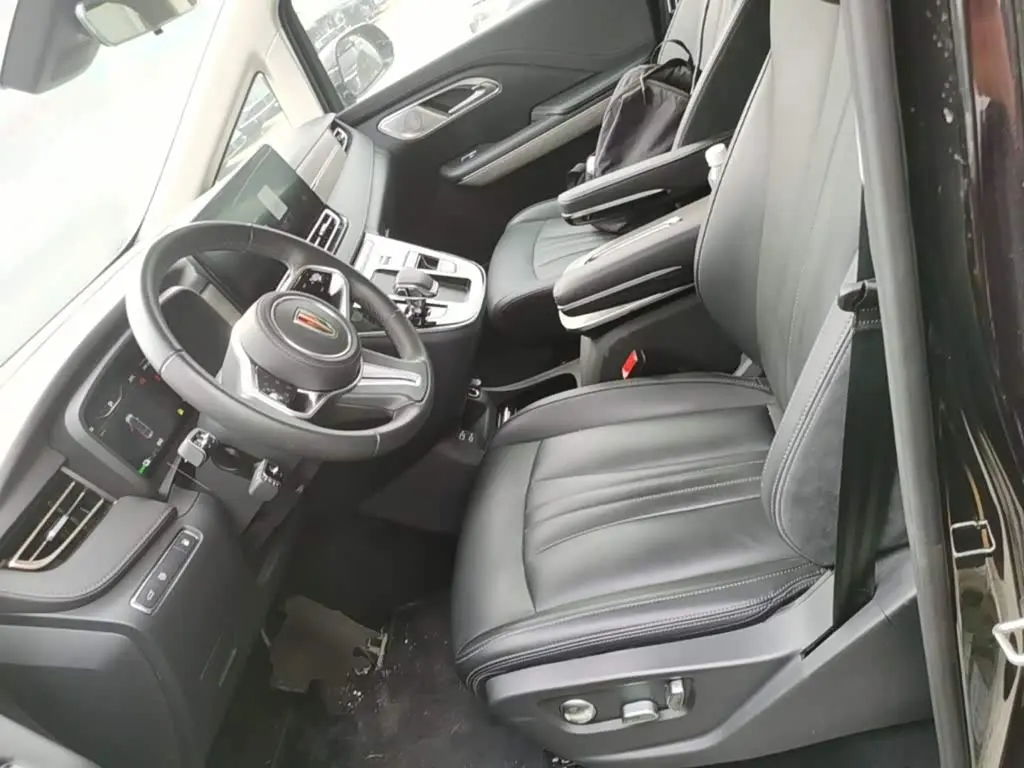 Hongqi HQ9 PHEV 2024 — ფოტო 15/20