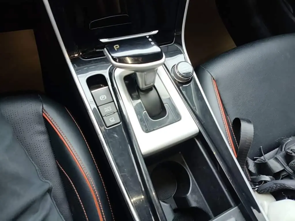 Kia Seltos 2024 — Photo 14/20