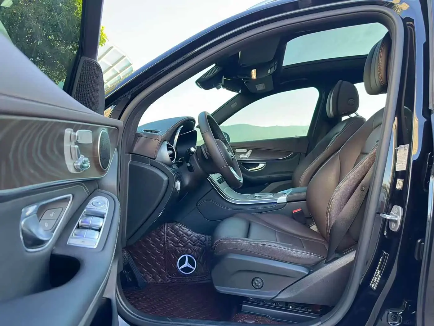 Mercedes-Benz GLC 2020 — Фото 8/20