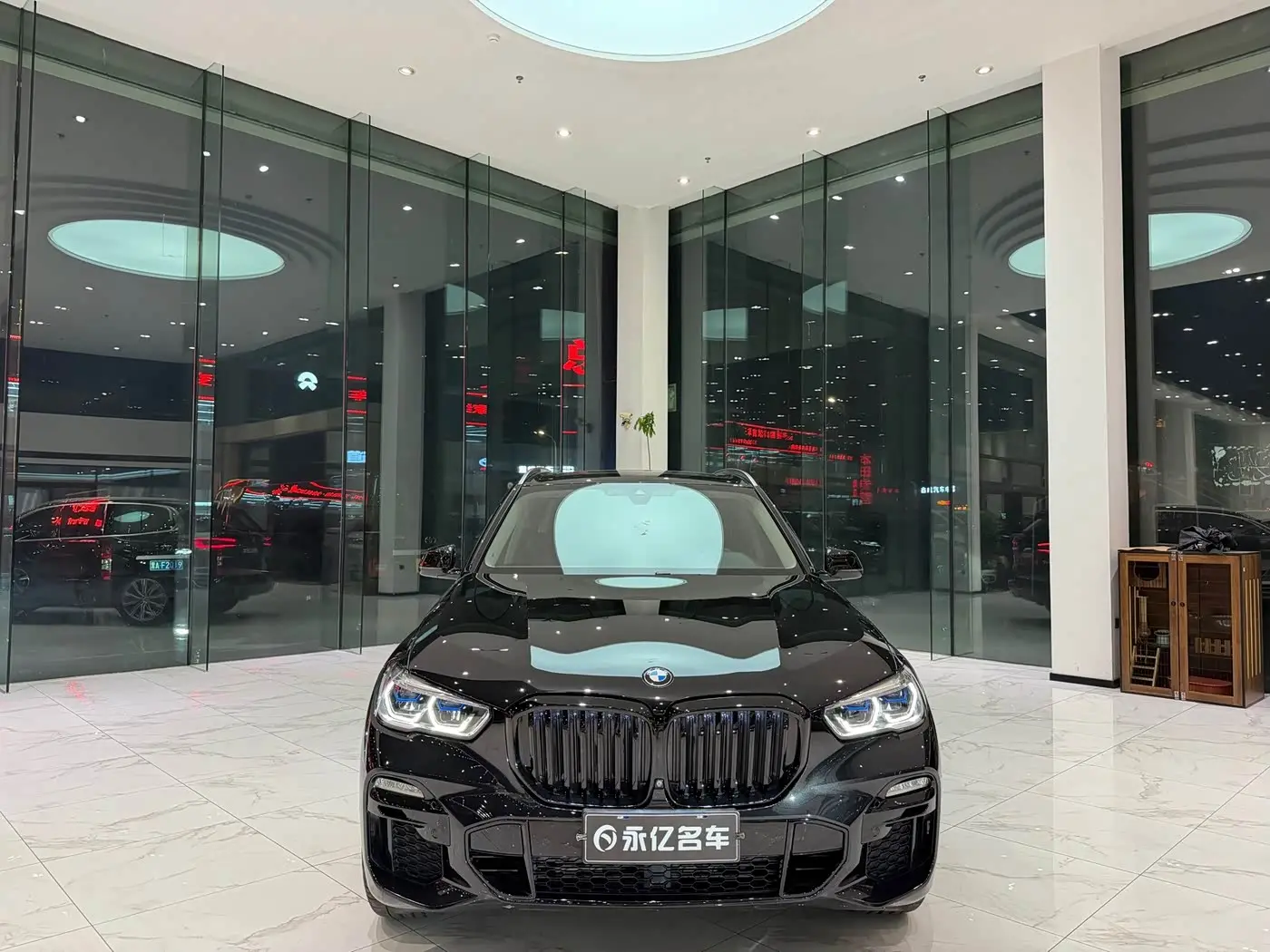 BMW X5 2019 — Photo 1/12