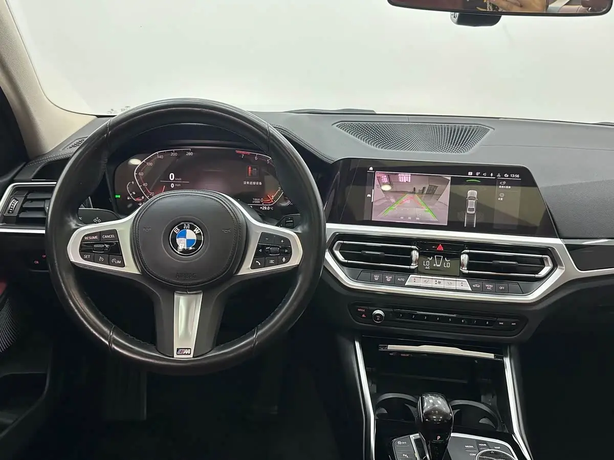 BMW 3 Series 2021 — Фото 10/17