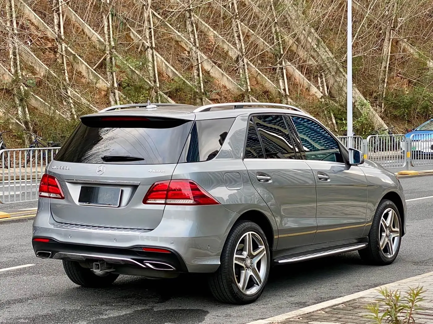 Mercedes-Benz GLE 2017 — Фото 7/20
