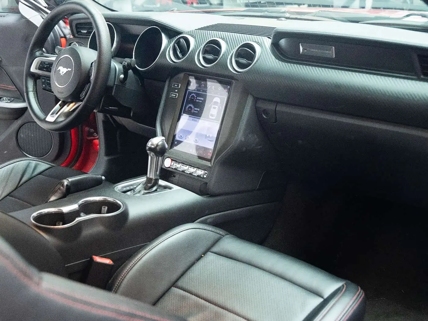 Ford Mustang 2019 — Şəkil 7/9