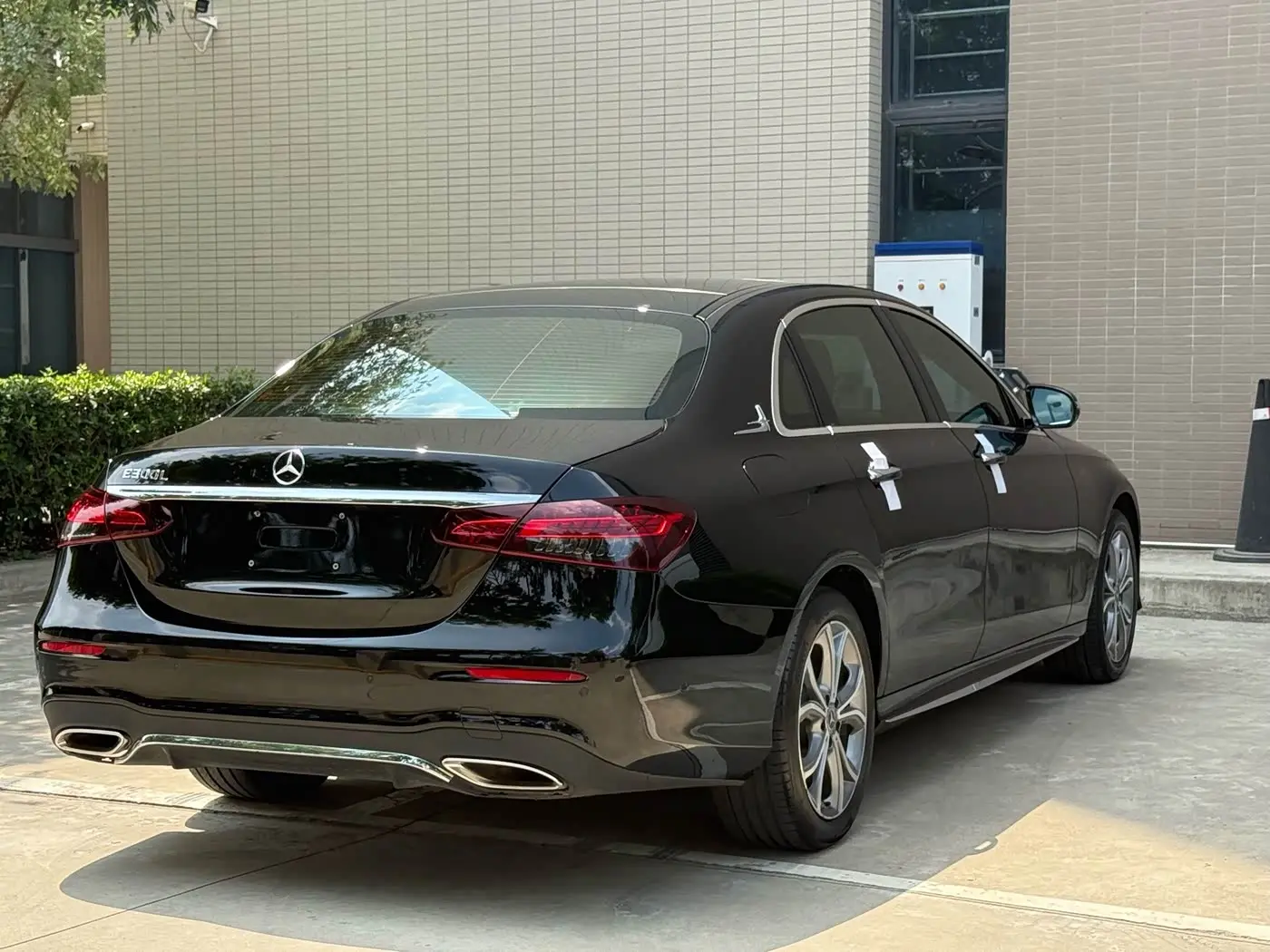 Mercedes-Benz E-Class 2021 — Фото 10/10