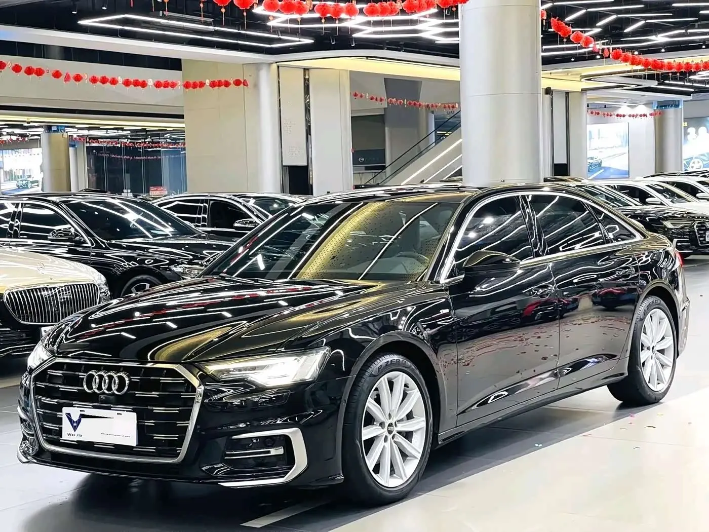 Audi A6L 2023 — Photo 1/14