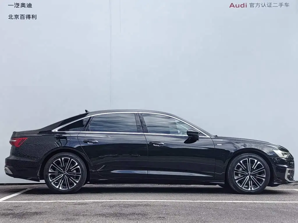 Audi A6L 2023 — Photo 12/17