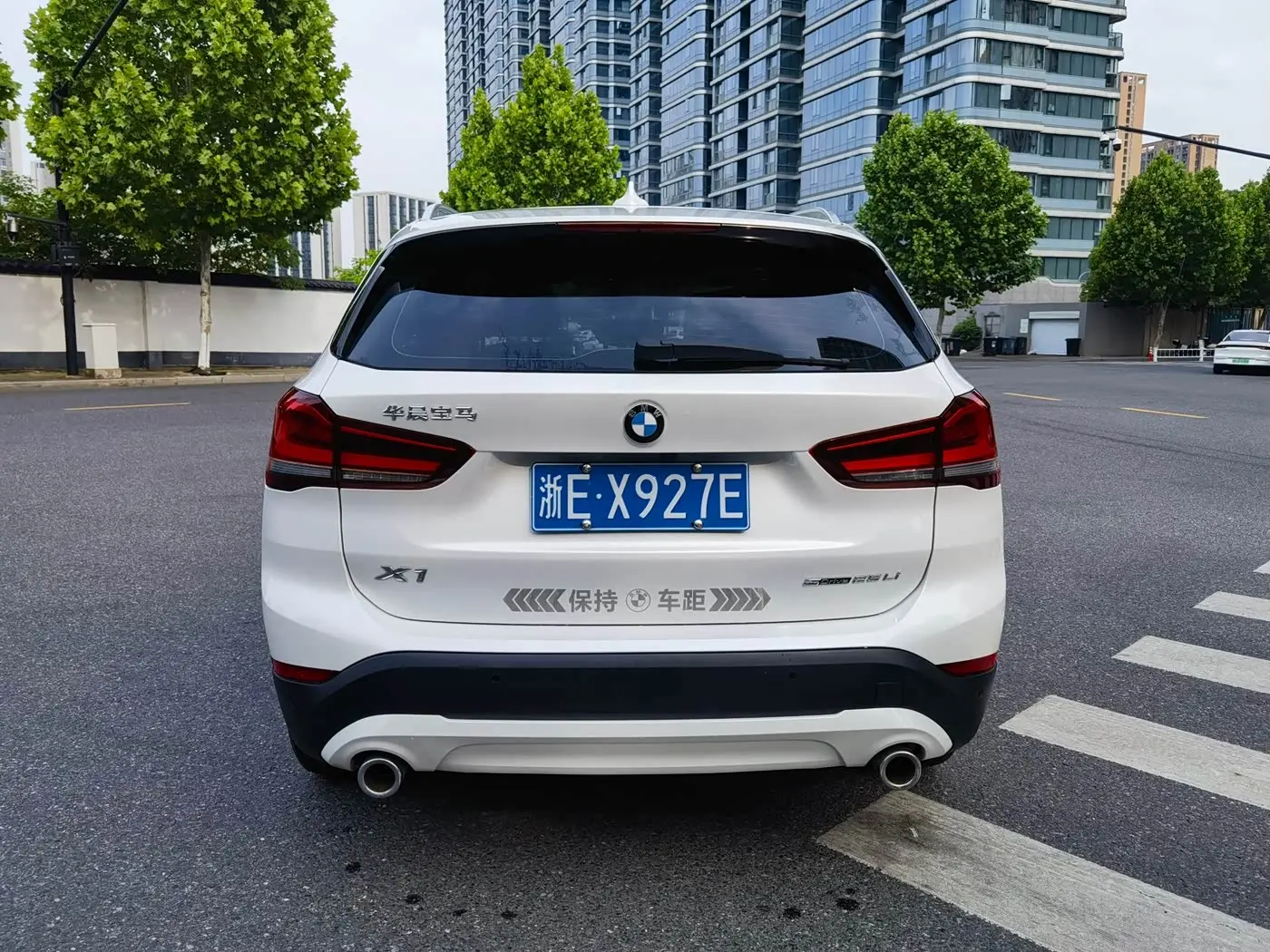 BMW X1 2022 — Фото 3/9
