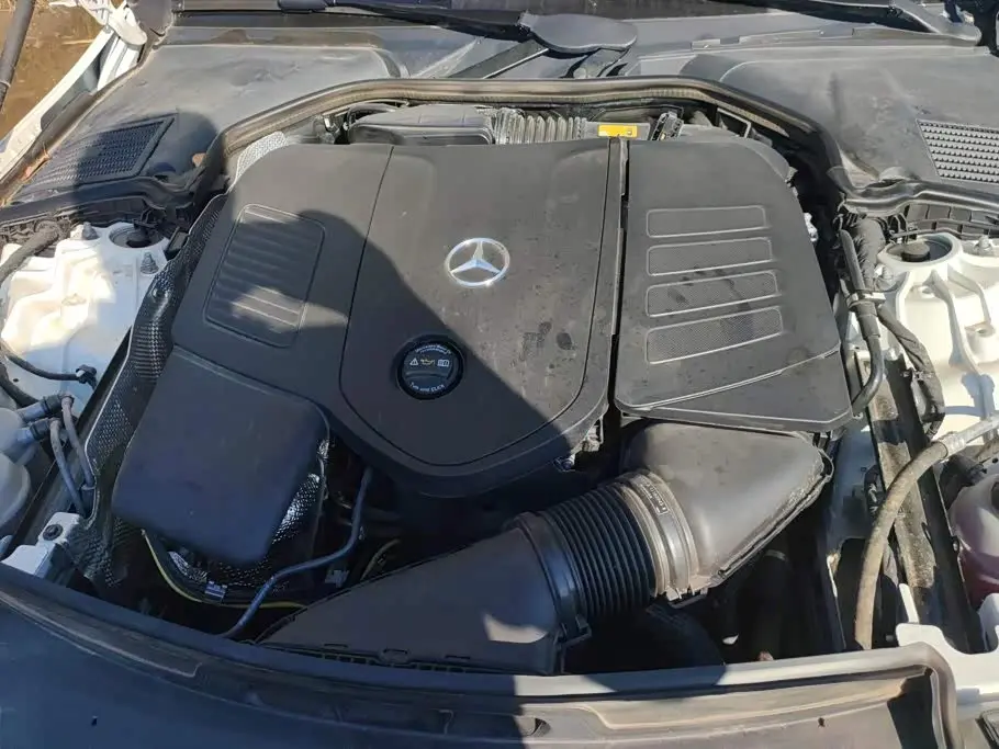 Mercedes-Benz C-Class 2025 — Фото 10/16