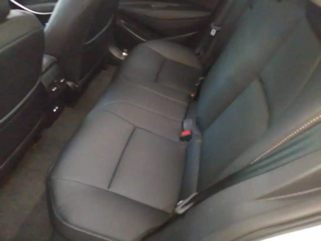 Toyota Corolla 2023 — Photo 17/20