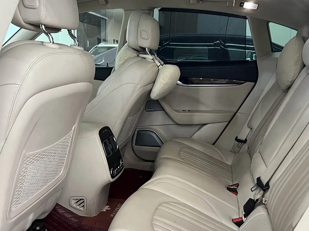 Maserati Levante 2016 — Photo 4/9