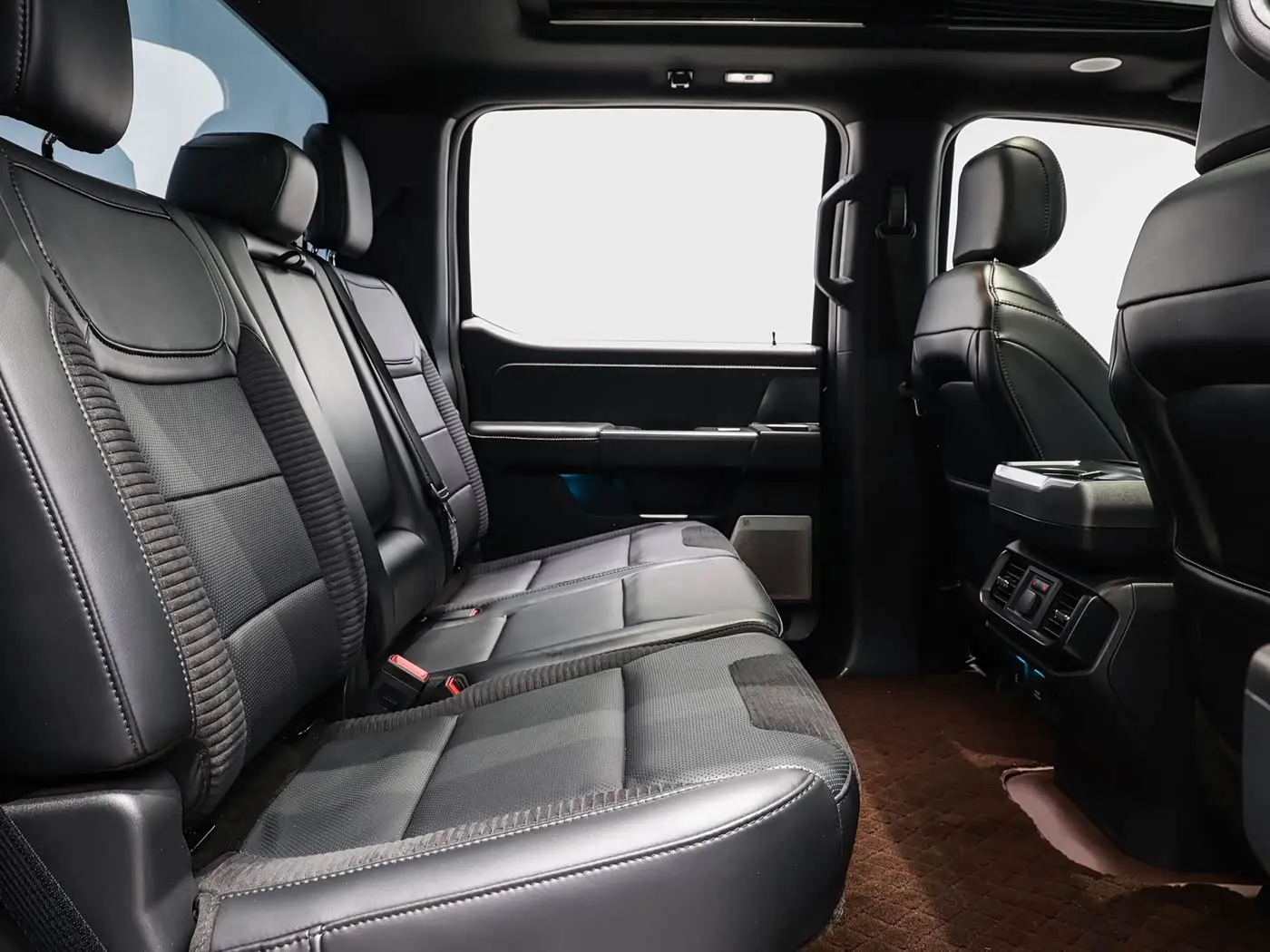 Ford F-150 Raptor 2024 — Photo 11/20