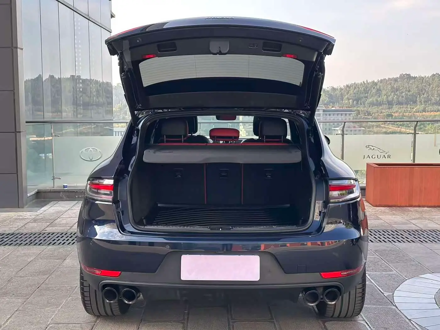 Porsche Macan 2022 — Фото 20/20
