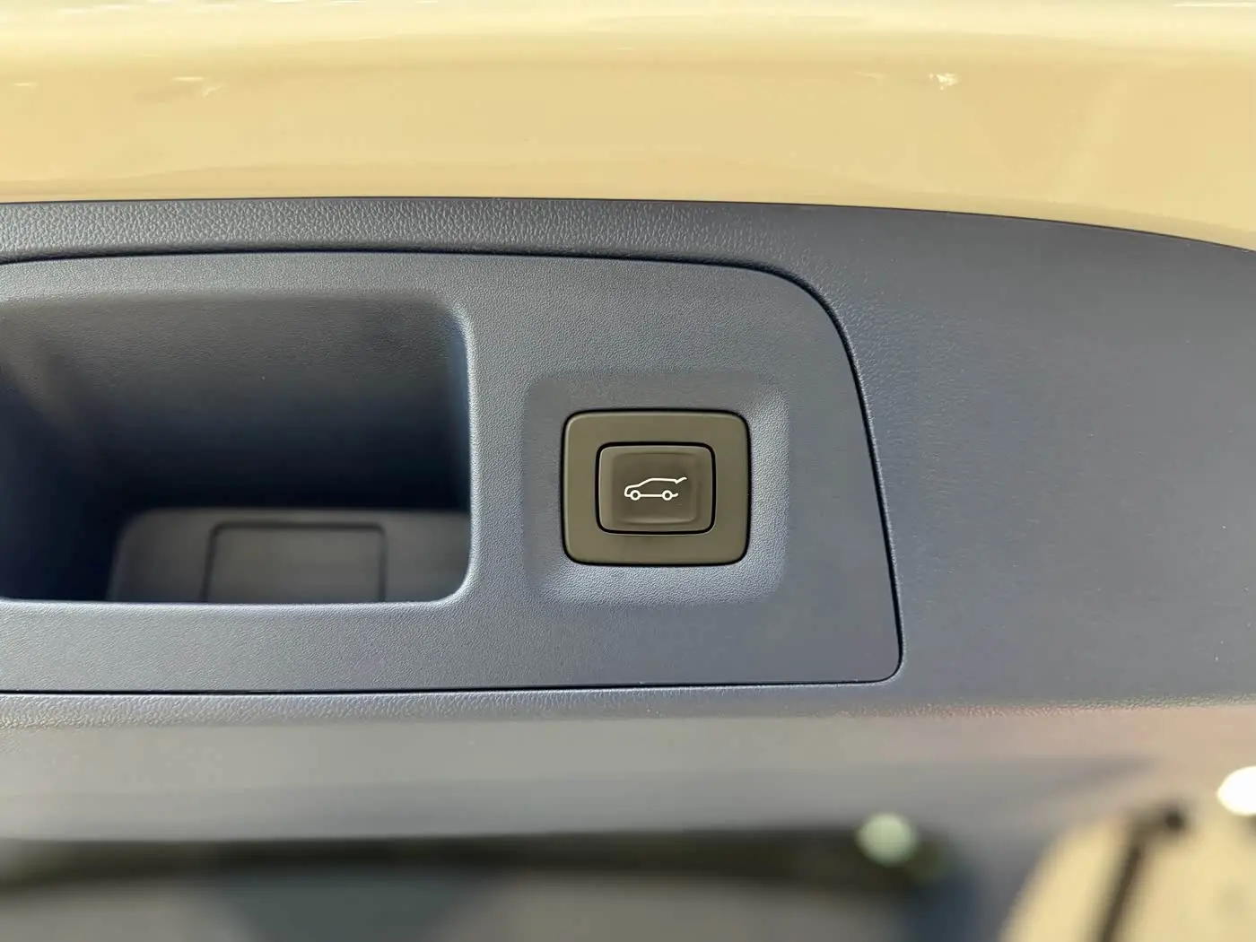 Buick Century 2024 — Photo 20/20