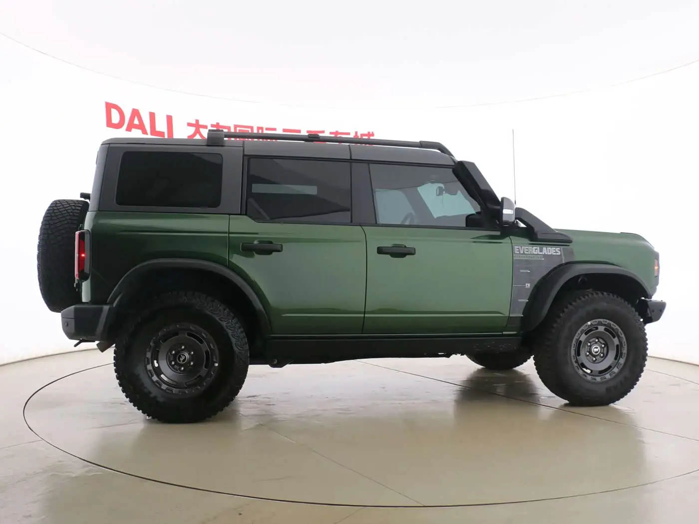 Ford Bronco 2024 — Photo 11/16