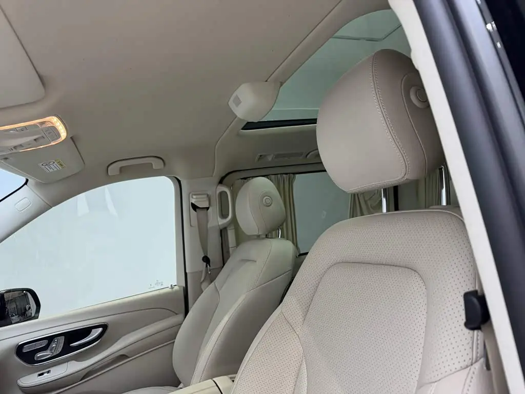 Mercedes-Benz V-Class 2022 — Фото 20/20