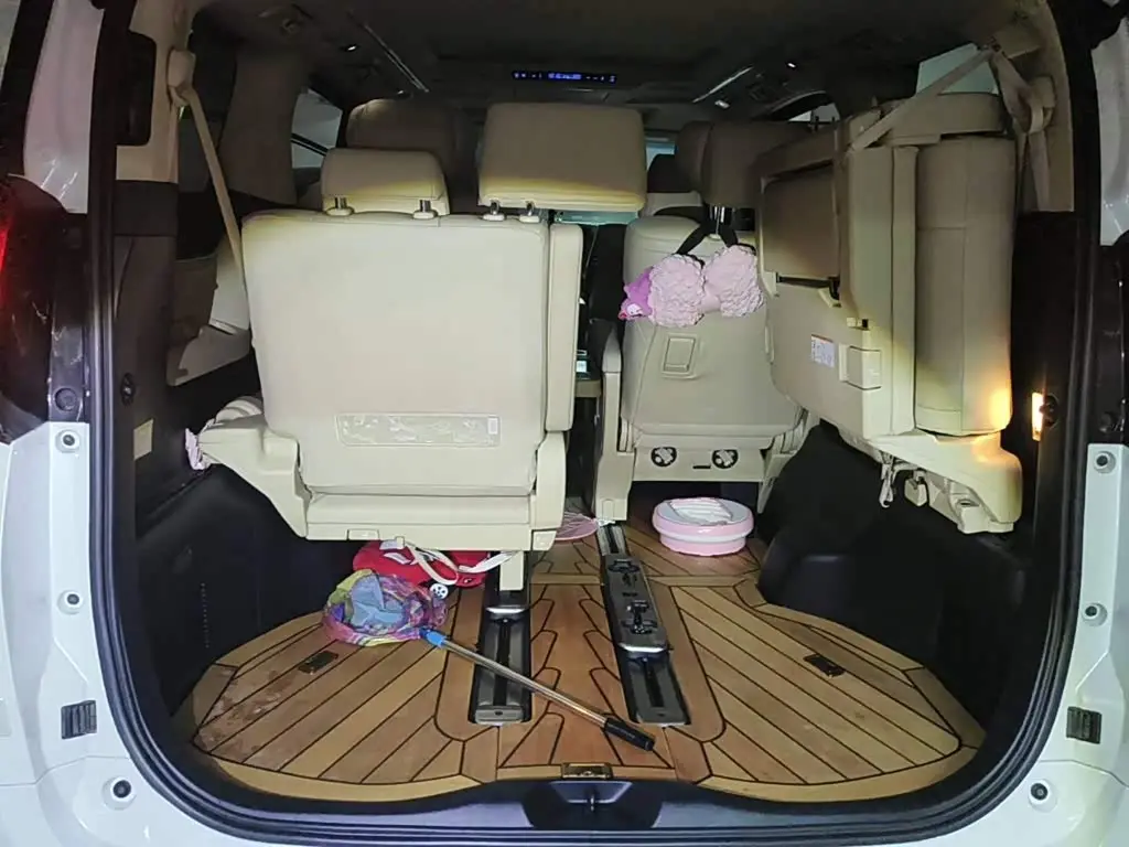 Toyota Alphard 2019 — Фото 5/12