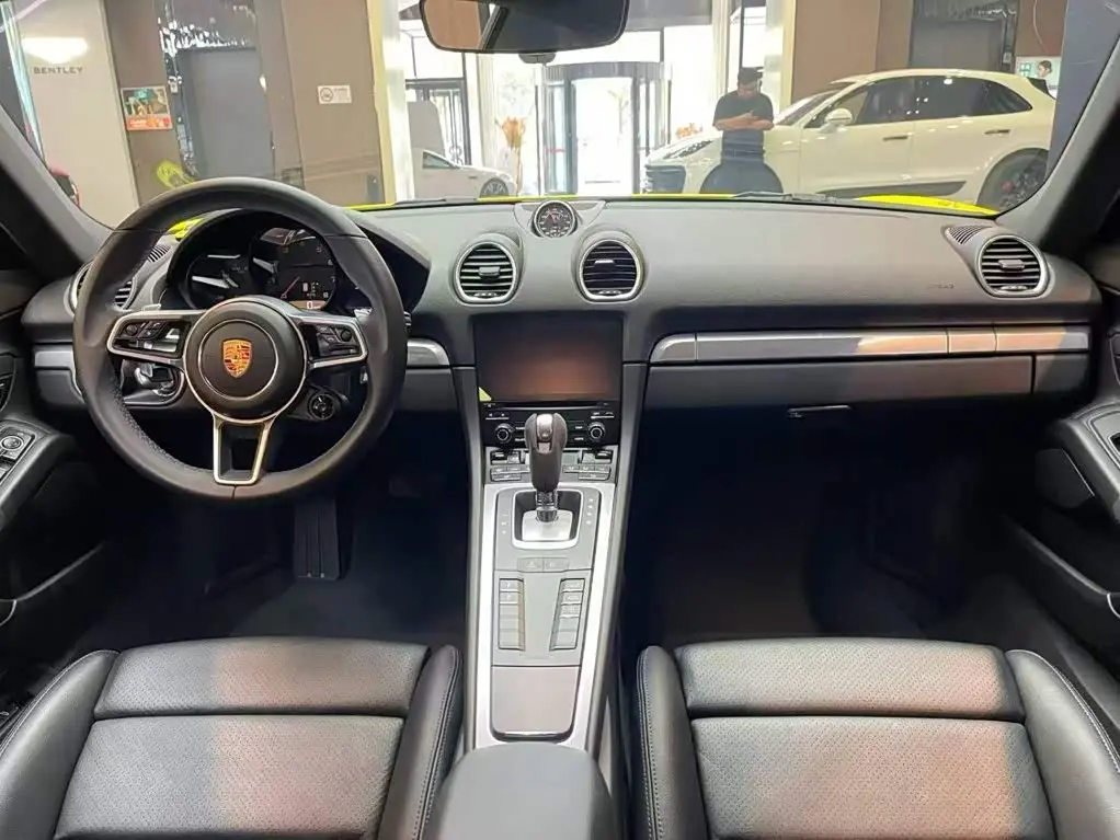 Porsche 718 2020 — Photo 5/20