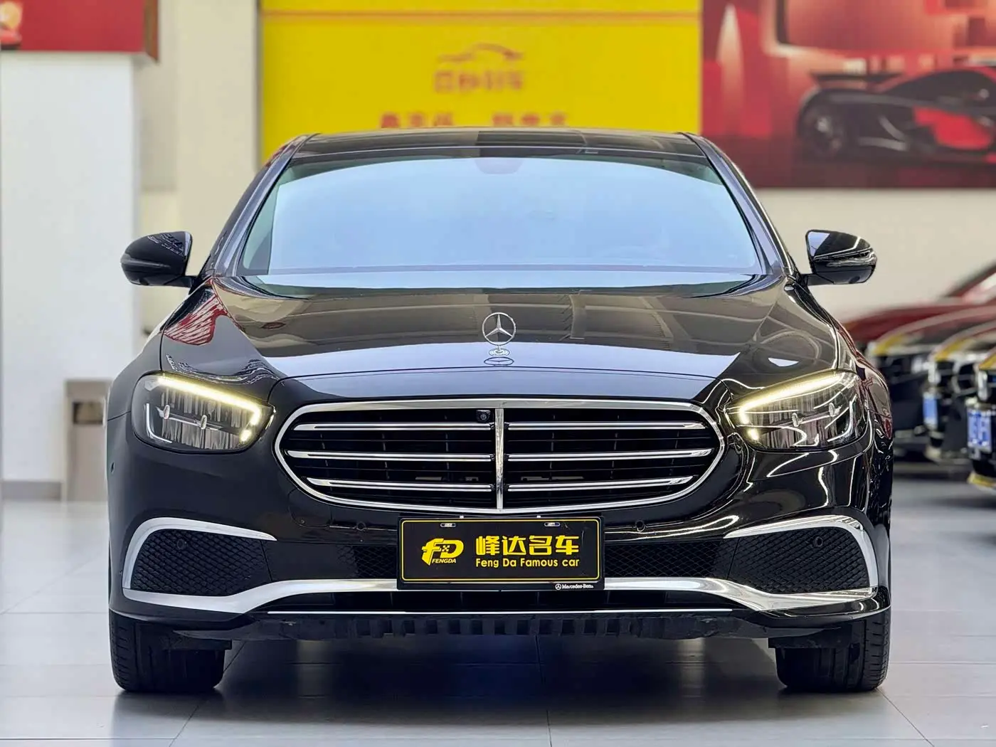 Mercedes-Benz E-Class 2024 — Фото 15/16