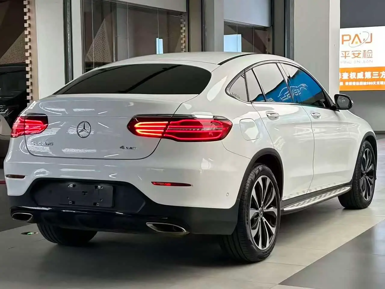 Mercedes-Benz GLC Coupe 2019 — Photo 7/20