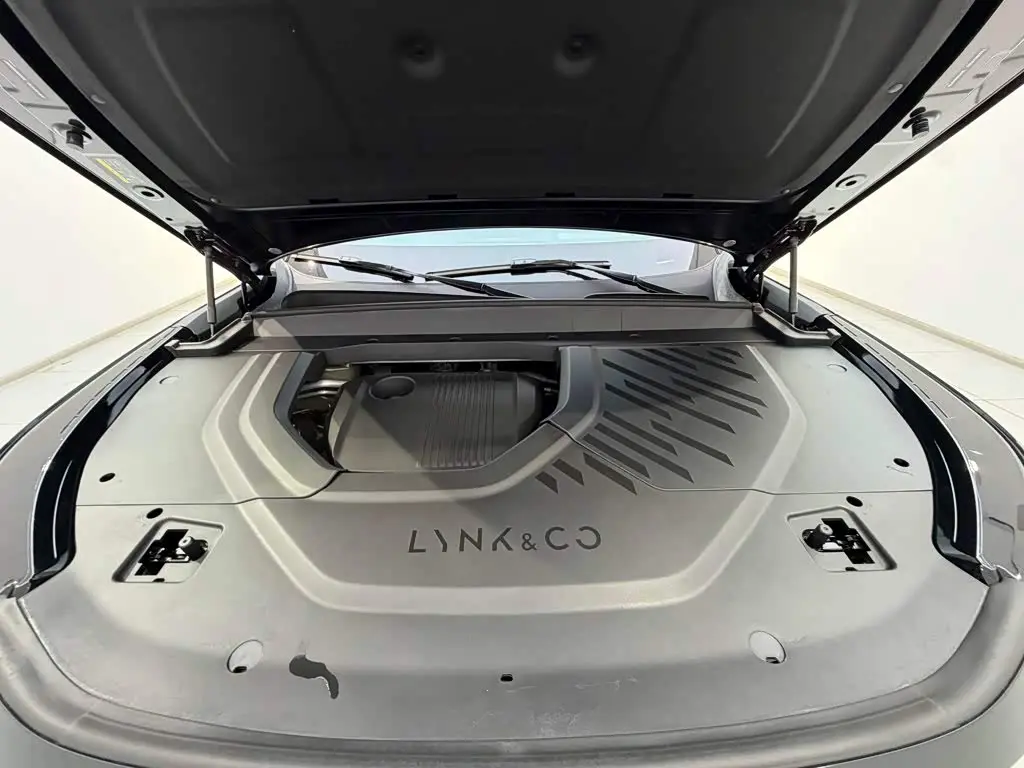 Lynk & Co 900 2025 — Photo 12/20