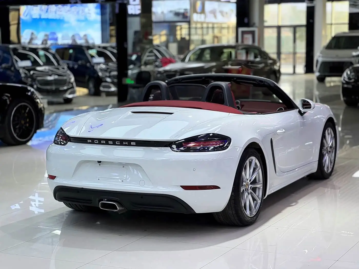 Porsche 718 2022 — Photo 14/15