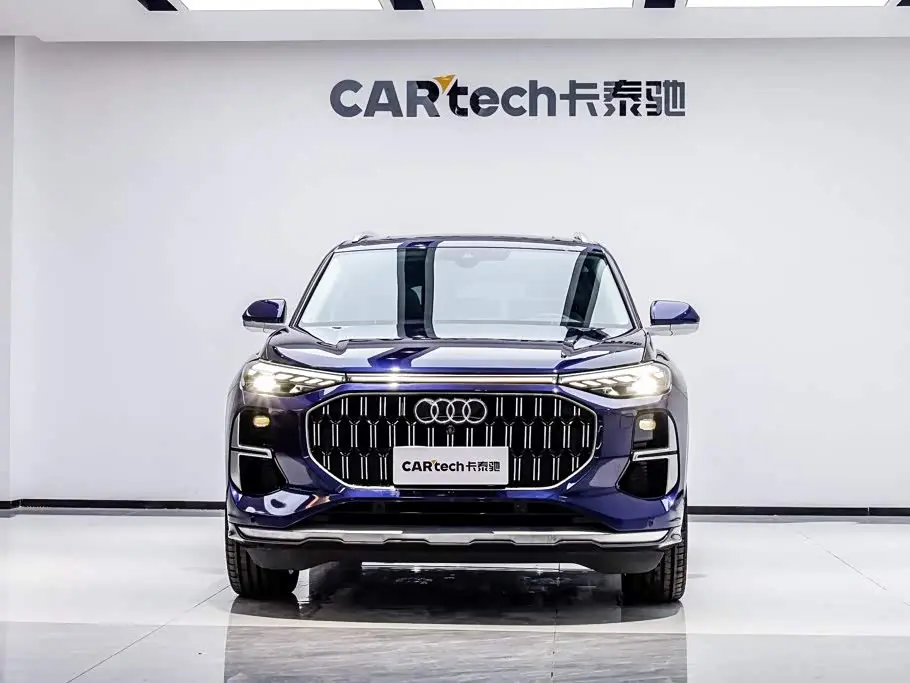 Audi Q6 2023 — Фото 2/20
