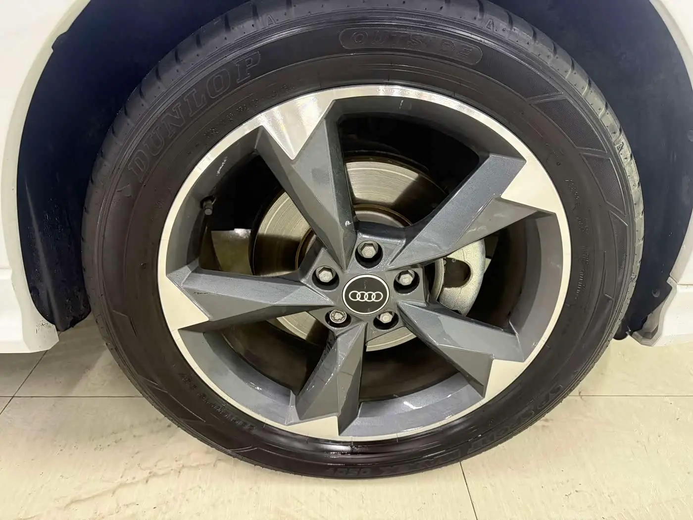 Audi Q3 2023 — Photo 10/15