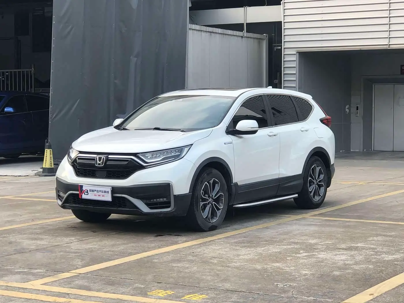 Honda CR-V 2021 — Фото 1/16