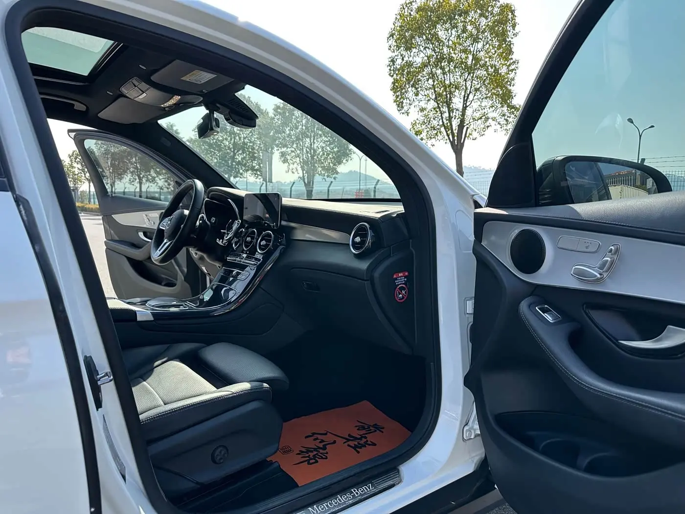 Mercedes-Benz GLC Coupe 2021 — Photo 8/16