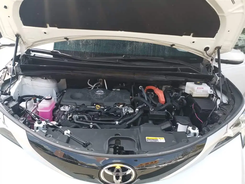 Toyota Sienna 2024 — Photo 20/20