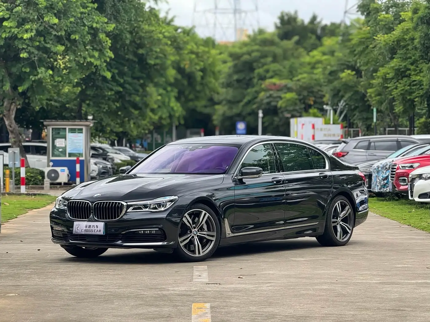 BMW 7 Series 2017 — Фото 1/20