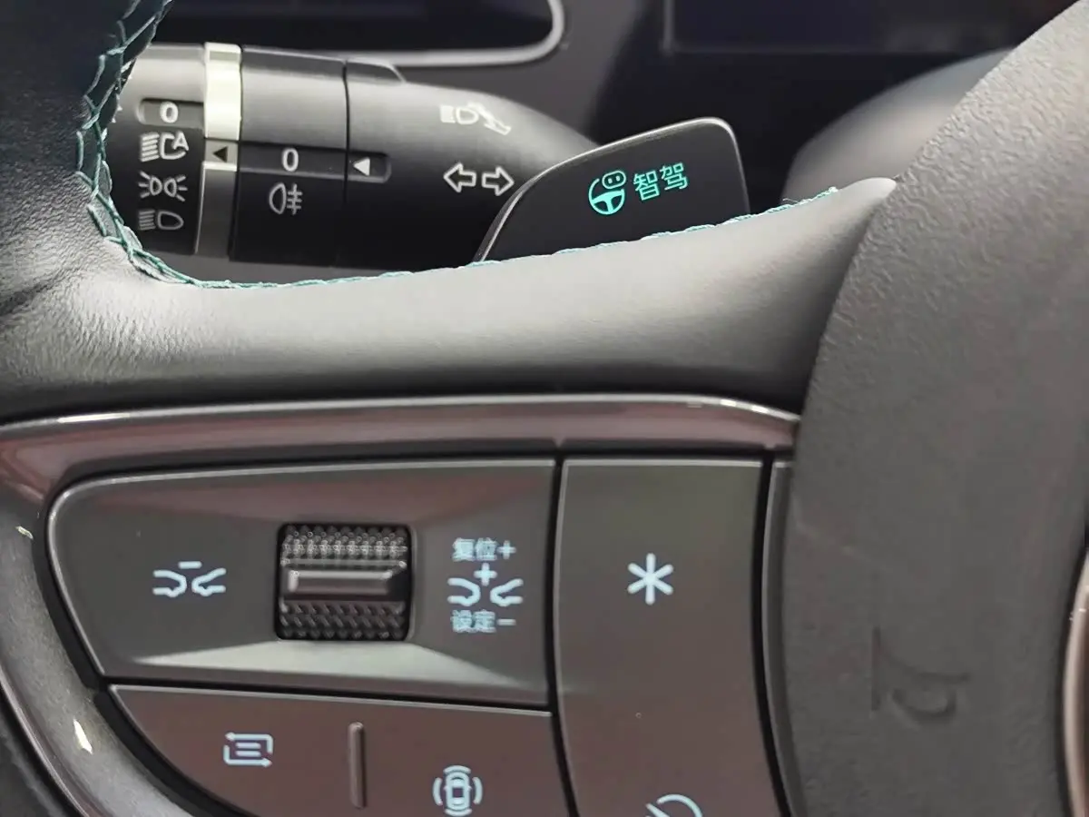 BYD Seal 06 New Energy 2025 — Photo 11/12