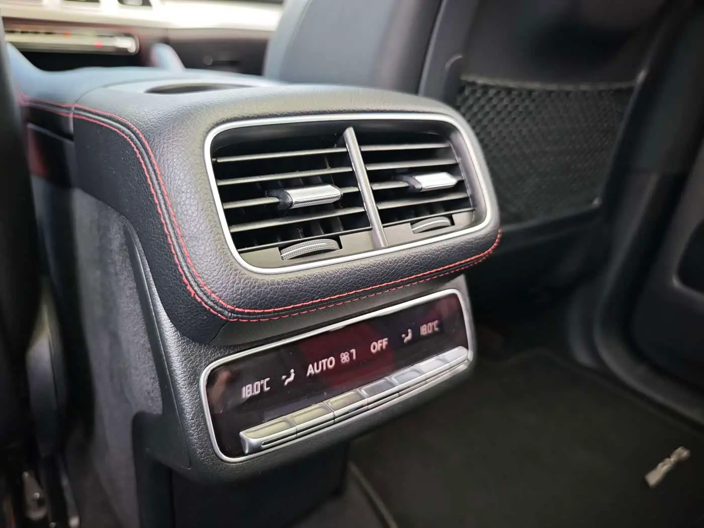 Mercedes-Benz GLE AMG 2020 — Фото 12/20