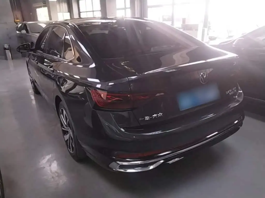 Volkswagen Sagitar 2022 — Photo 5/20