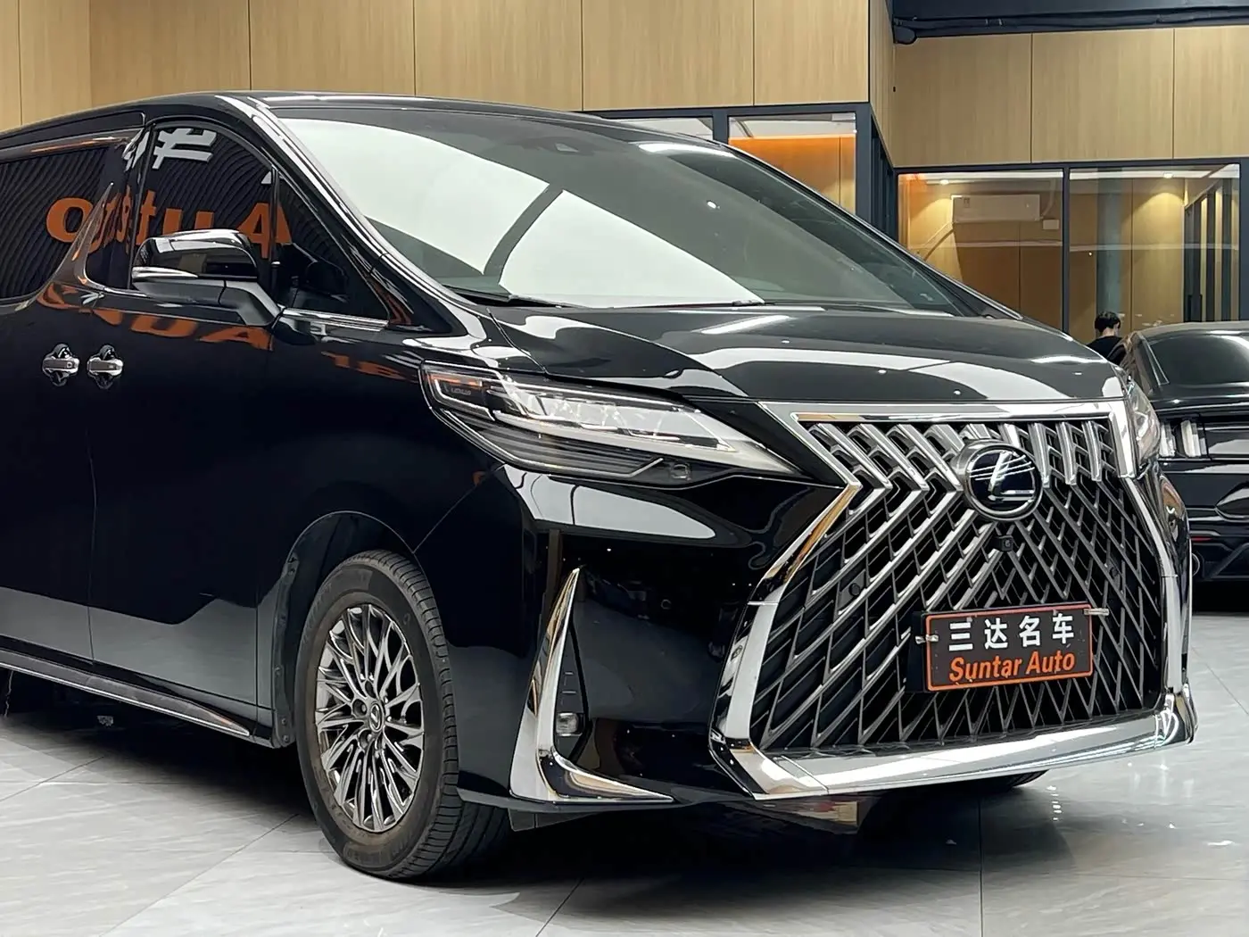 Lexus LM 2020 — Фото 10/20