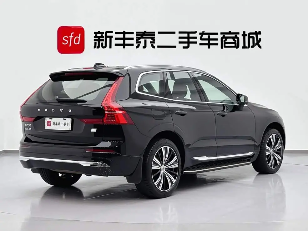 Volvo XC60 Plug-in Hybrid 2023 — Фото 5/20