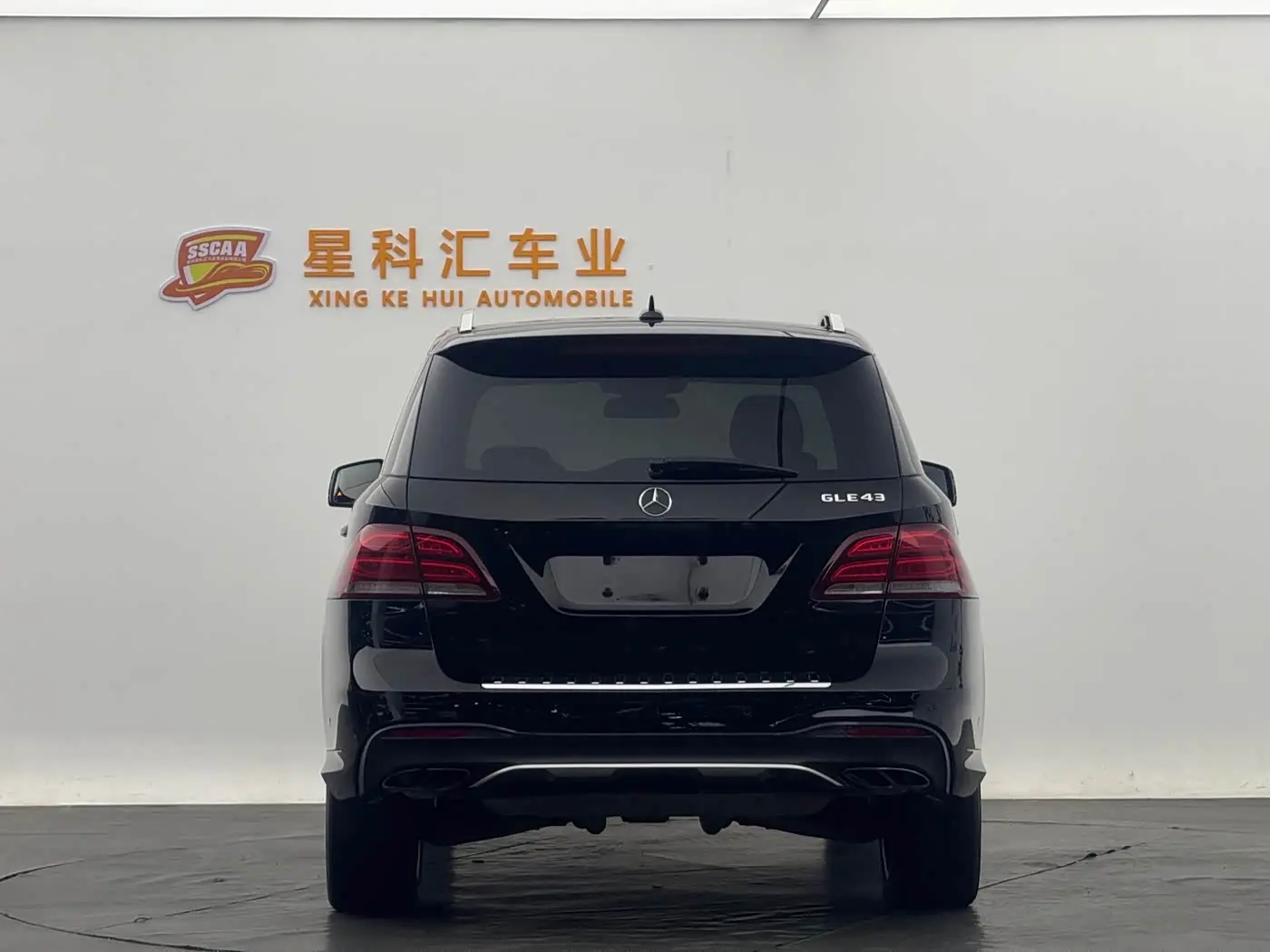 Mercedes-Benz GLE AMG 2018 — Фото 14/14