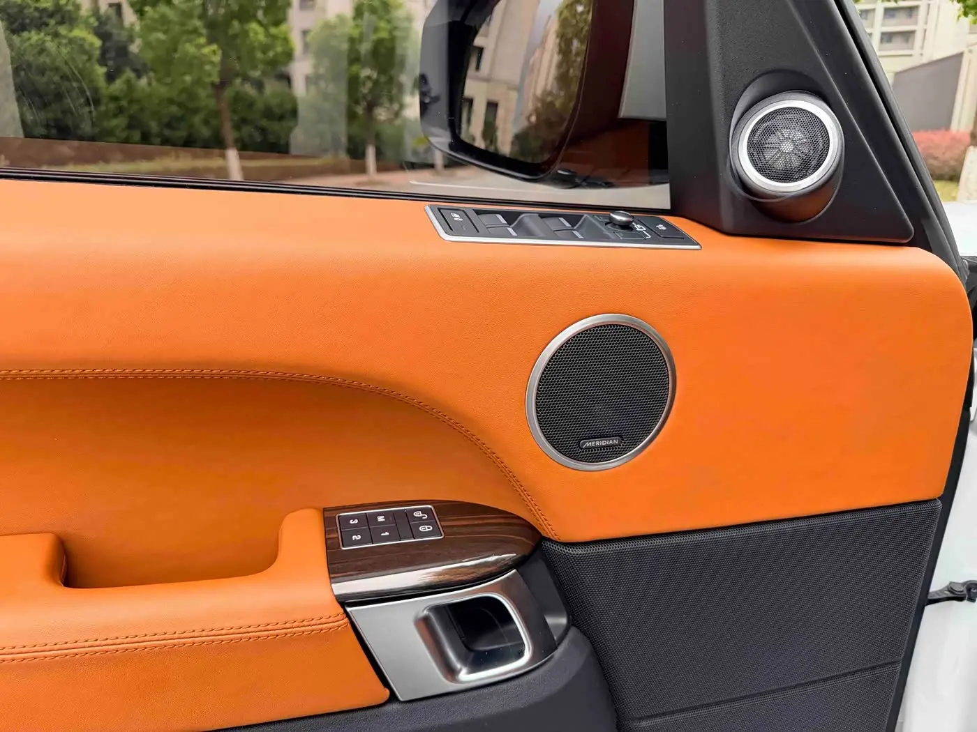 Land Rover Range Rover 2018 — Фото 4/12