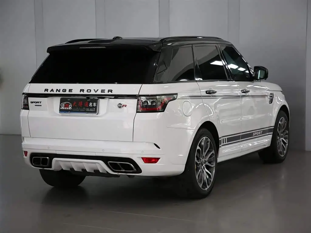 Land Rover Range Rover Sport 2017 — Фото 3/17