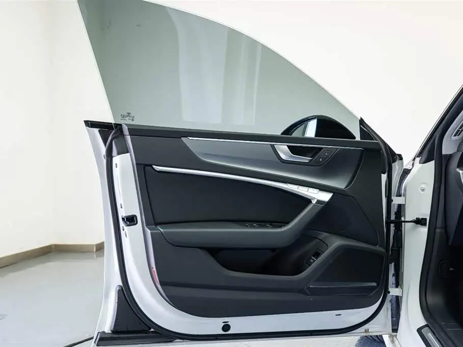 Audi A7 2021 — Photo 10/20