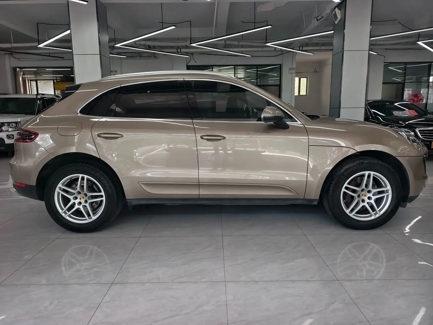 Porsche Macan 2018 — Photo 14/14