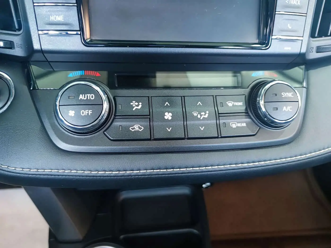 Toyota RAV4 Rongfang 2018 — Photo 9/16