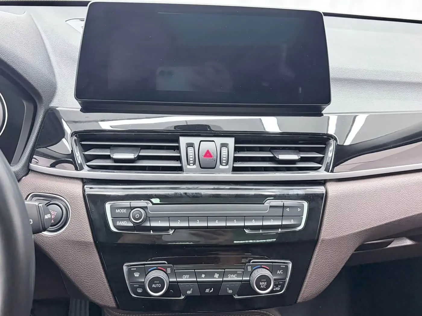 BMW X1 2022 — Photo 12/20