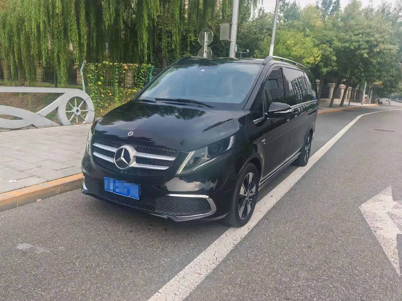 Mercedes-Benz V-Class, 2023