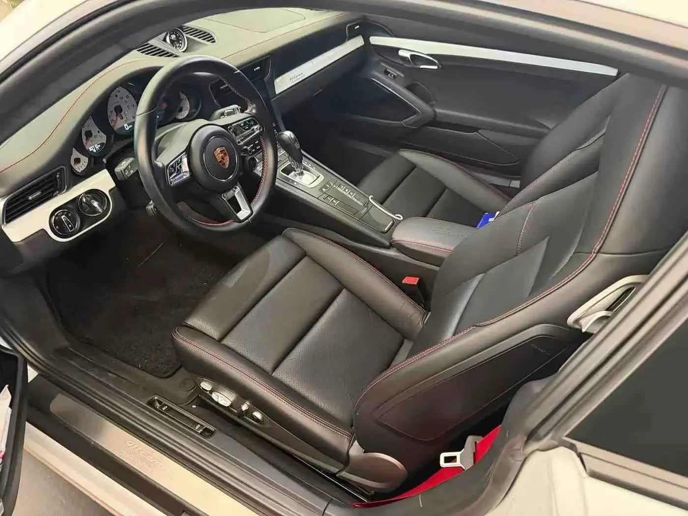 Porsche 911 2019 — Şəkil 5/9