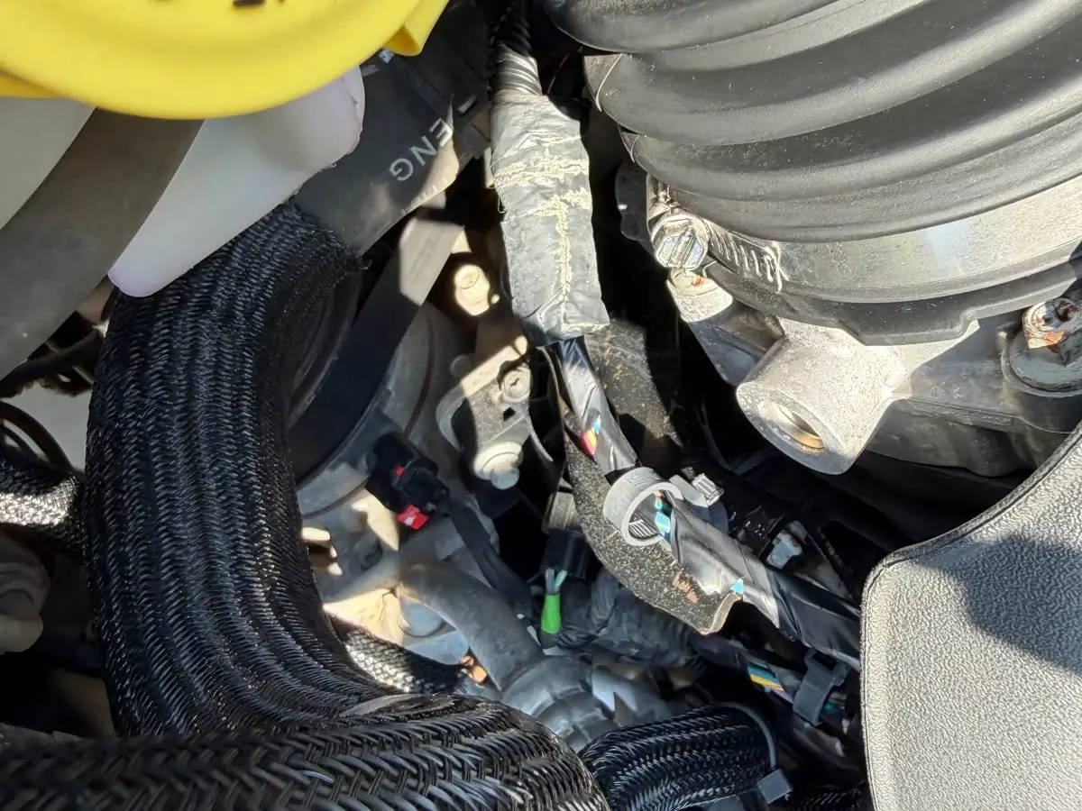 Jeep Wrangler 2015 — Фото 20/20