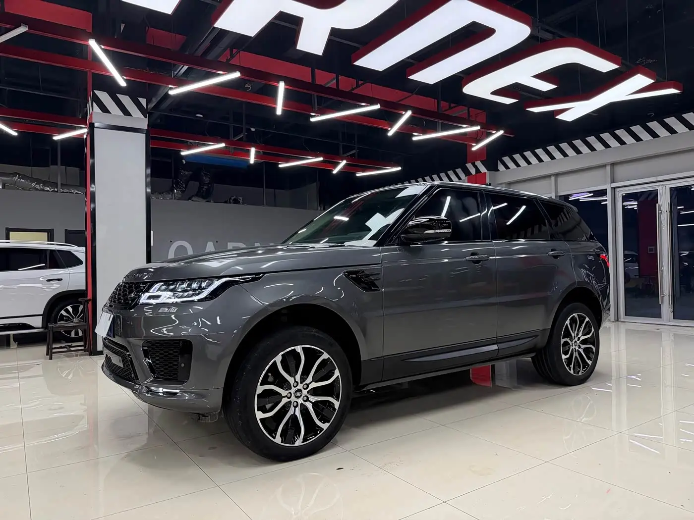 Land Rover Range Rover Sport 2014 — Фото 10/20