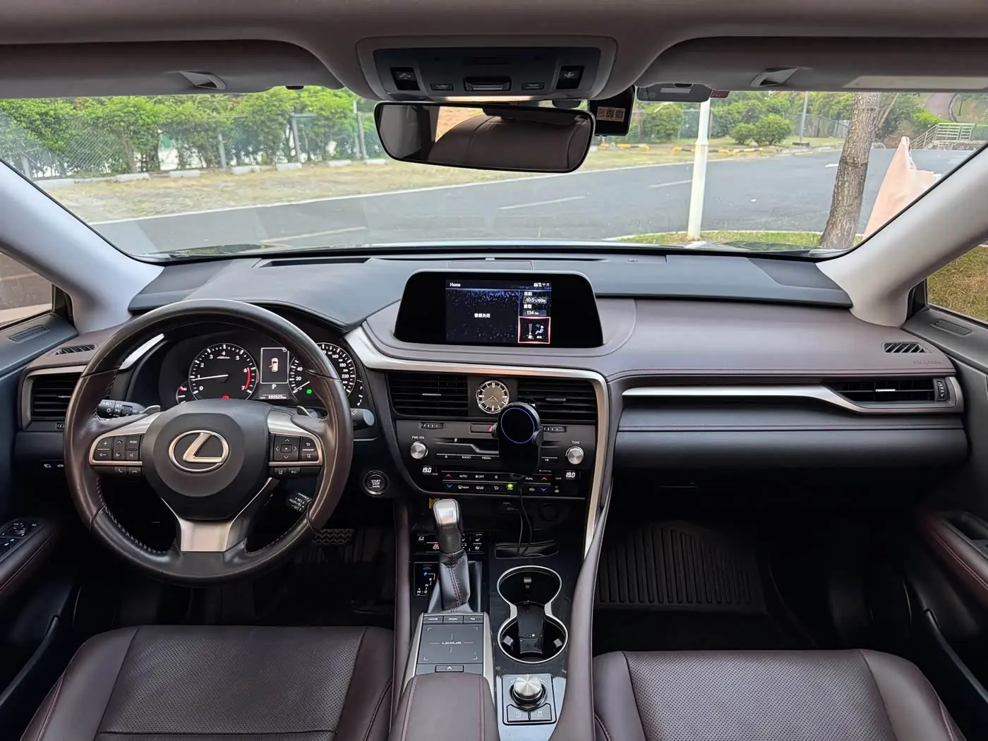 Lexus RX 2021 — Şəkil 8/18